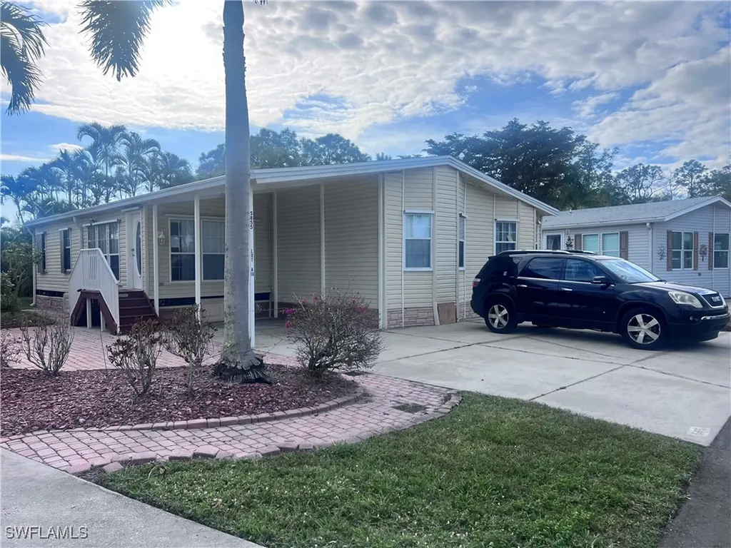 5855 Brightwood Drive Fort Myers FL 33905