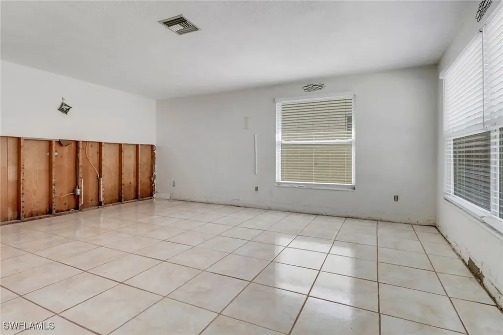 2686 Clyde Street Matlacha FL 33993