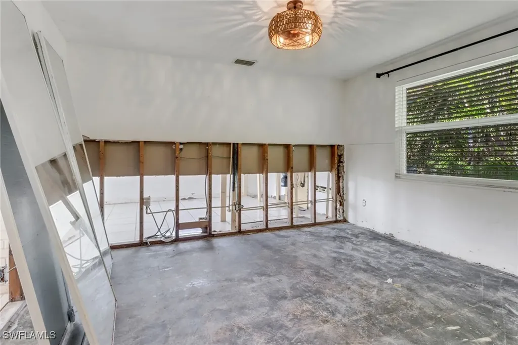 2686 Clyde Street Matlacha FL 33993