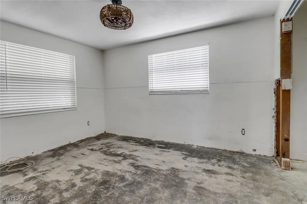 2686 Clyde Street Matlacha FL 33993