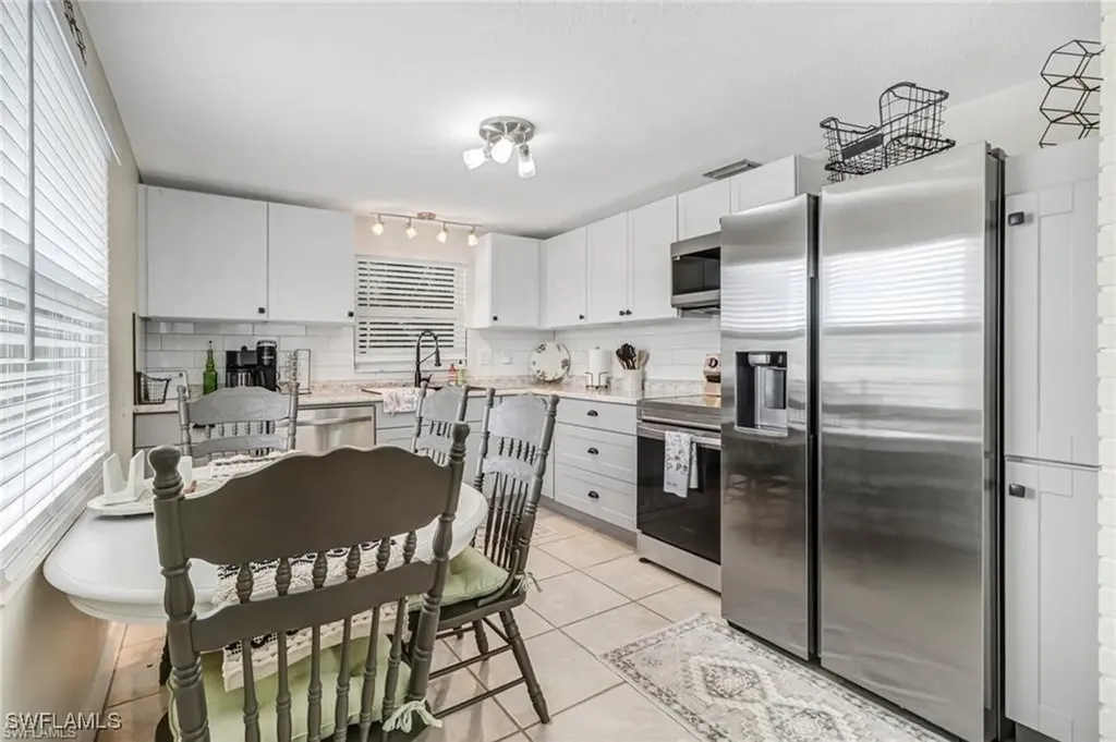 2686 Clyde Street Matlacha FL 33993