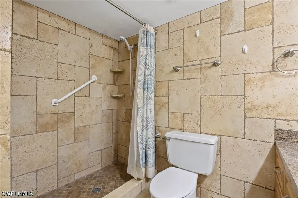 960 Palm View Drive Naples FL 34110