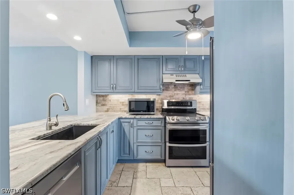960 Palm View Drive Naples FL 34110