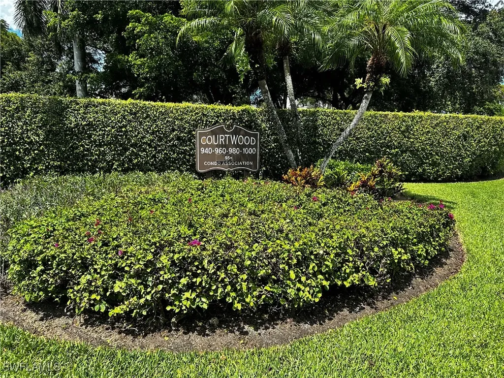 960 Palm View Drive Naples FL 34110
