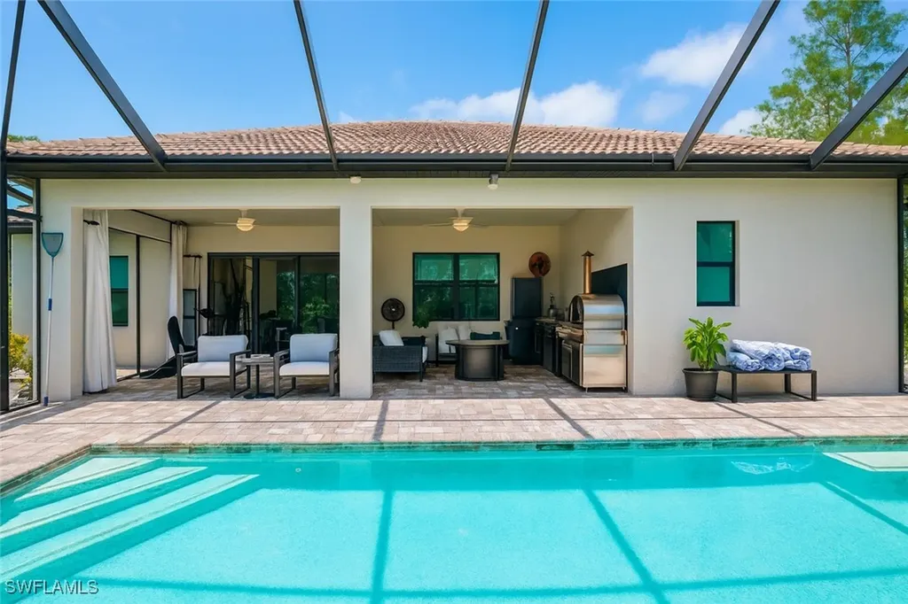 3842 4th Avenue NE Naples FL 34120