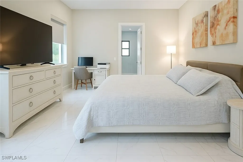 3842 4th Avenue NE Naples FL 34120