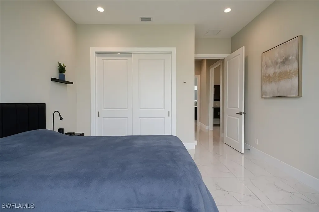 3842 4th Avenue NE Naples FL 34120