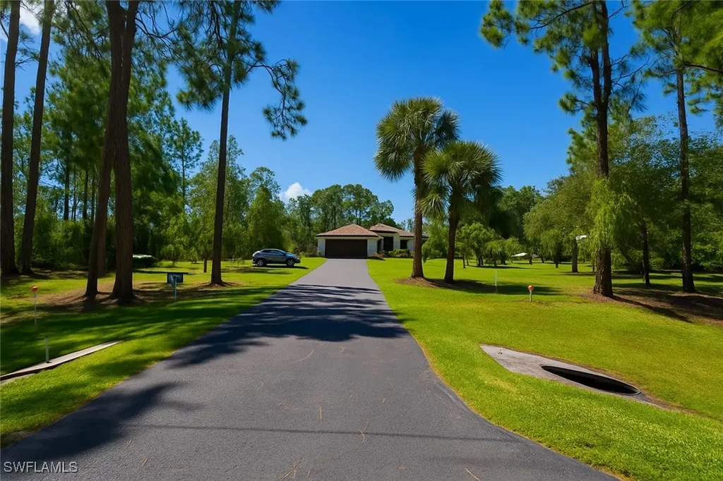 3842 4th Avenue NE Naples FL 34120