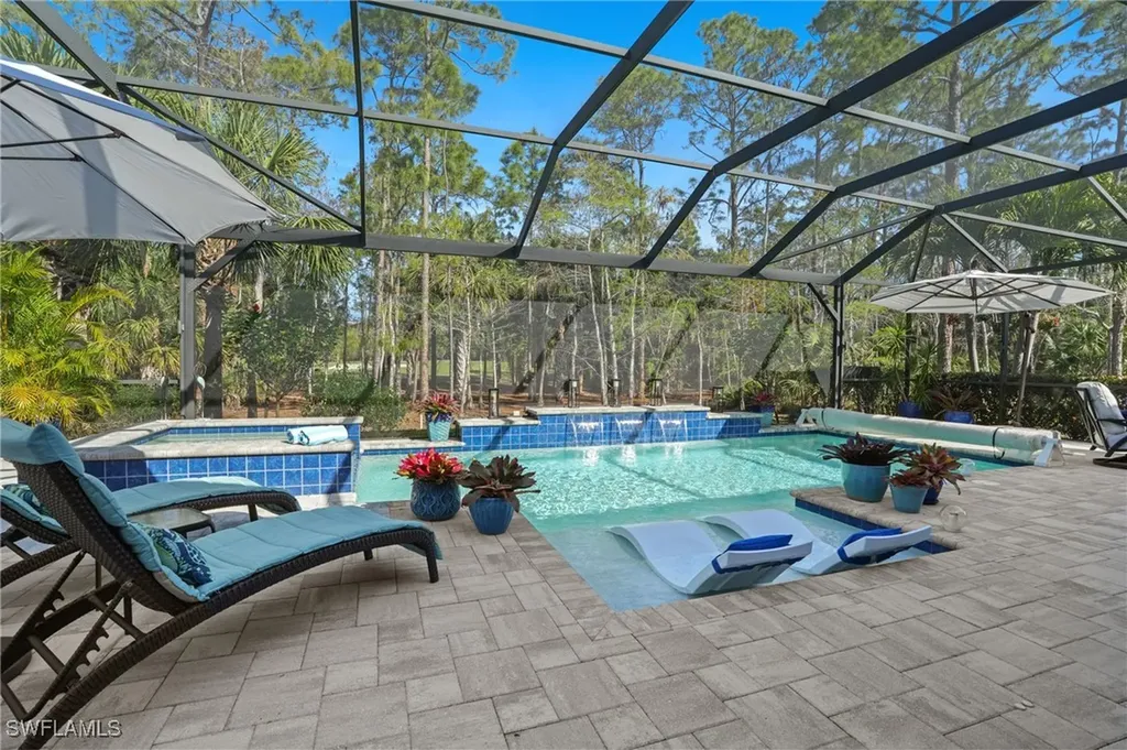 8953 Bahama Swallow Way Naples FL 34120