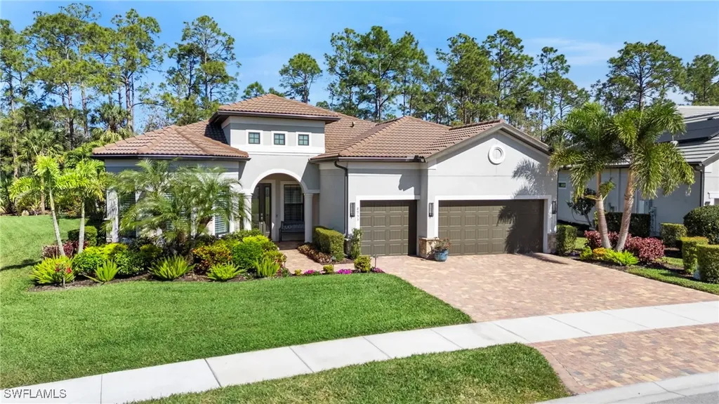 8953 Bahama Swallow Way Naples FL 34120