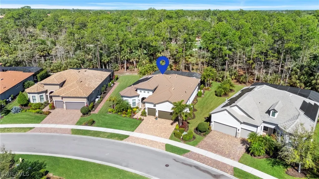 8953 Bahama Swallow Way Naples FL 34120