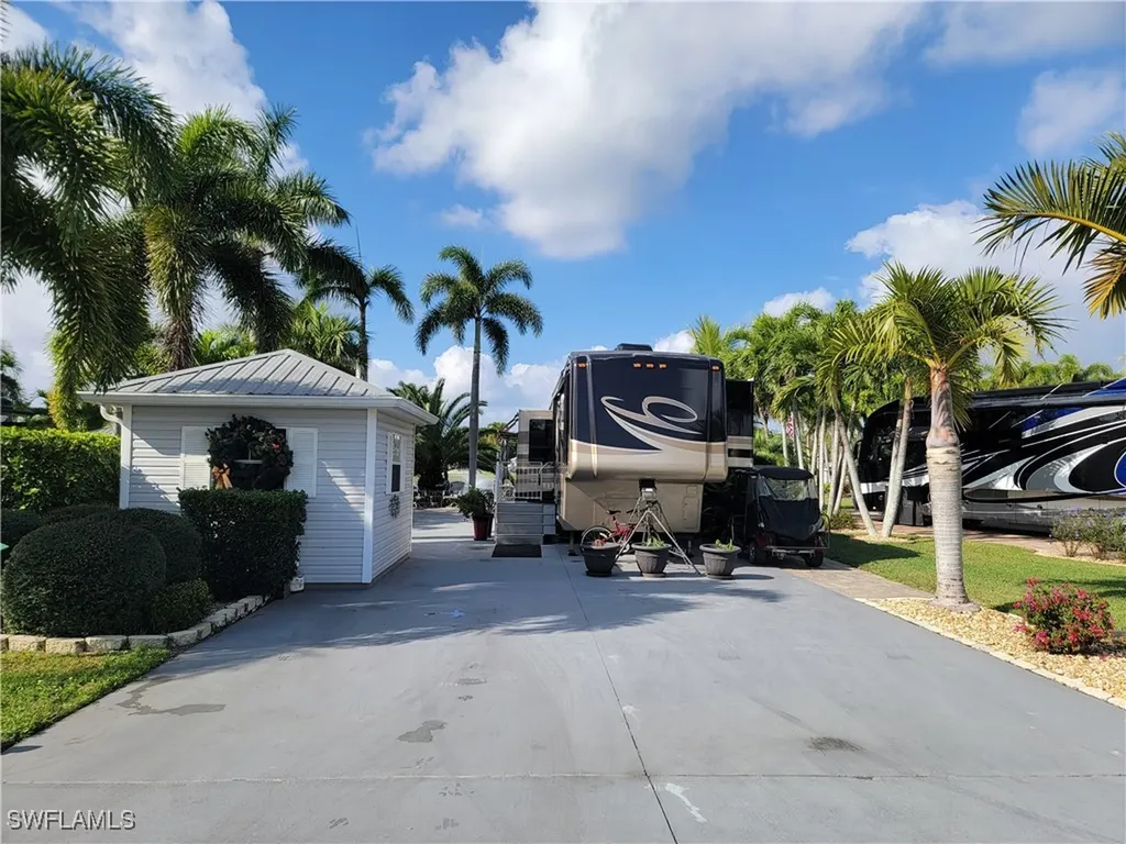 5680 Brightwood Drive Fort Myers FL 33905