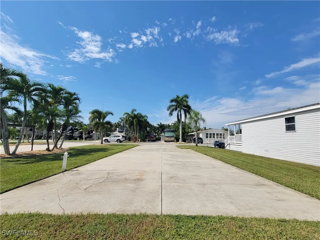 5761 Pathwood Court Fort Myers FL 33905