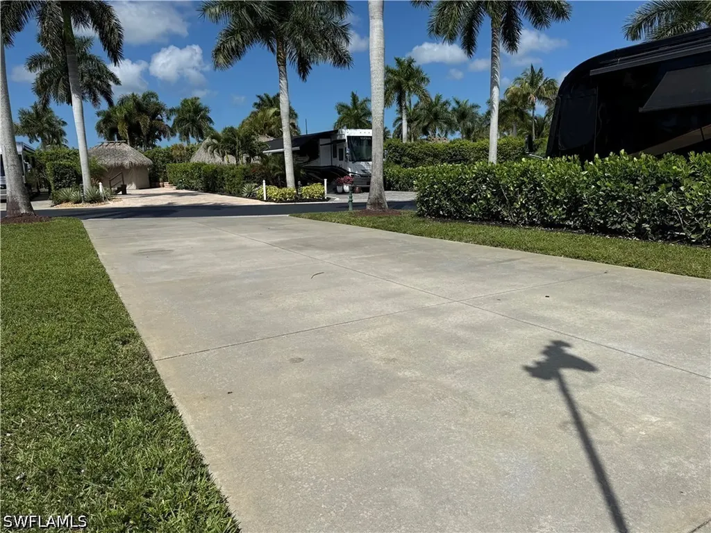13594 Snapper Lane Naples FL 34114