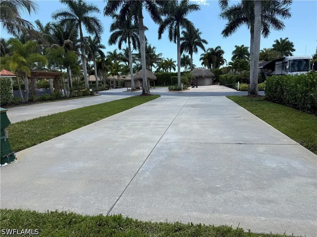 13594 Snapper Lane Naples FL 34114
