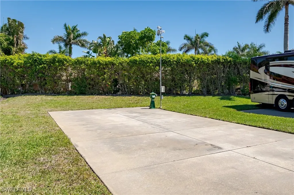 13594 Snapper Lane Naples FL 34114