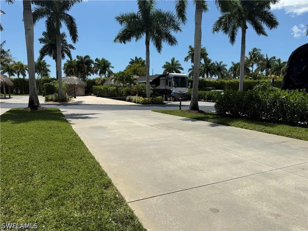 13594 Snapper Lane Naples FL 34114