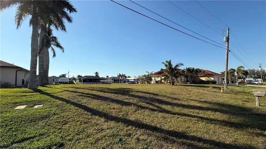 3222 SW 1st Place Cape Coral FL 33914