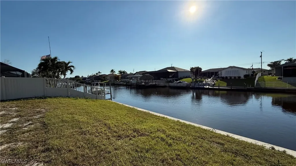 3222 SW 1st Place Cape Coral FL 33914