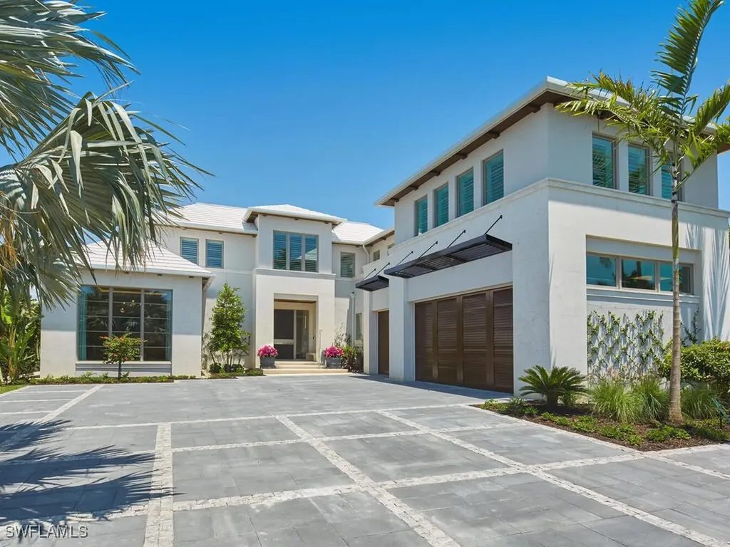 Naples FL, 3233 Gin Lane