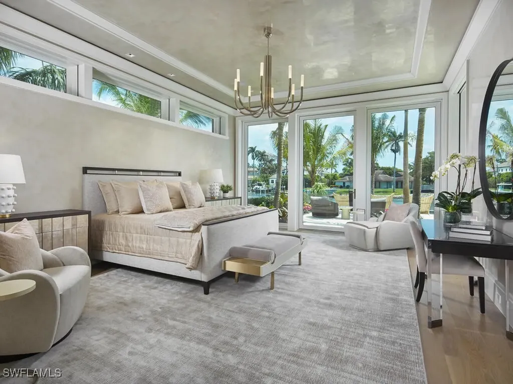 3233 Gin Lane Naples FL 34102