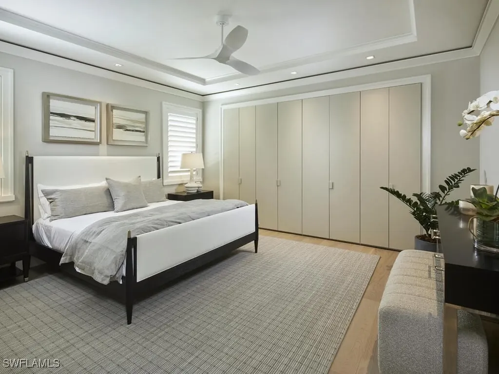 3233 Gin Lane Naples FL 34102