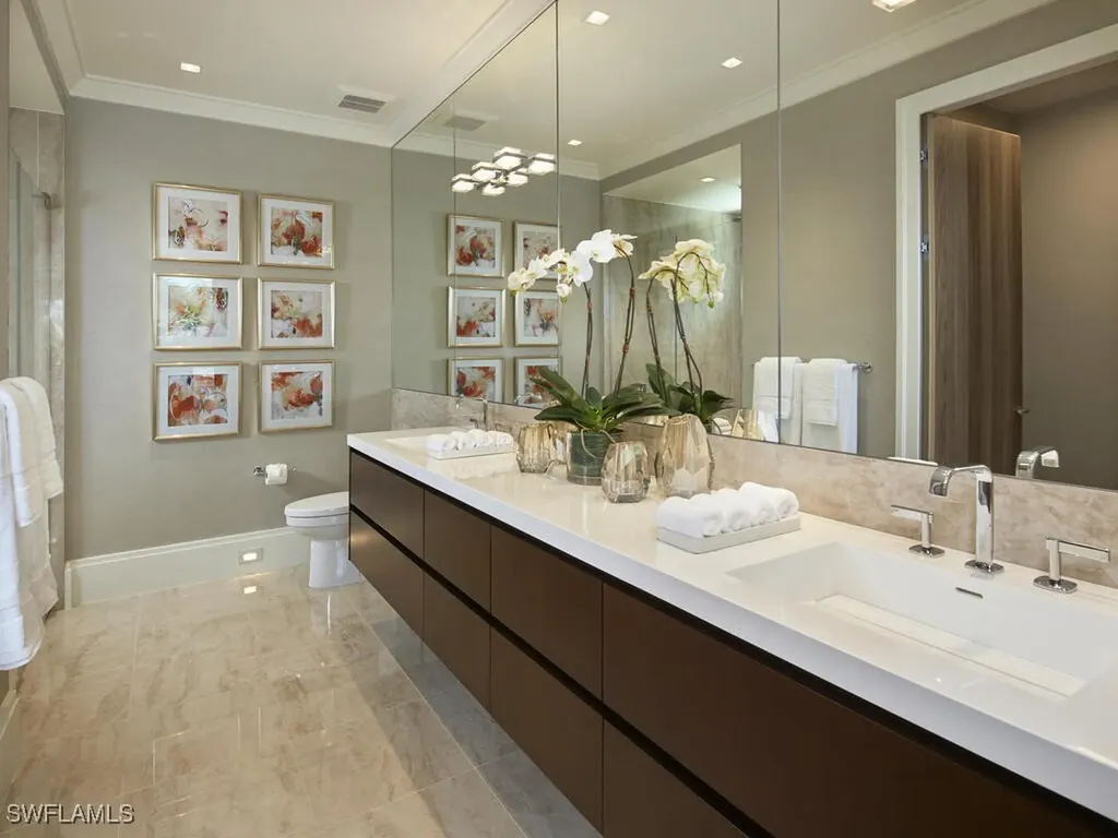 3233 Gin Lane Naples FL 34102