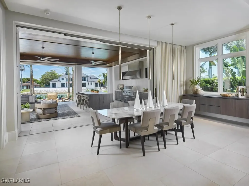 3233 Gin Lane Naples FL 34102