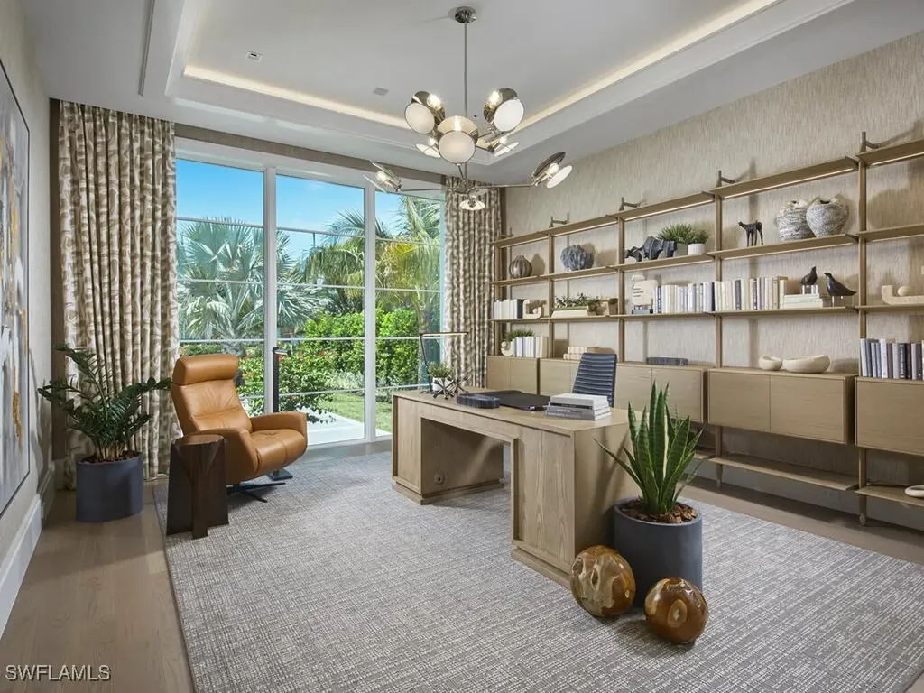 3233 Gin Lane Naples FL 34102