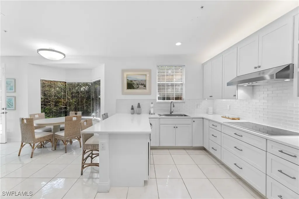 193 Colonade Circle Naples FL 34103