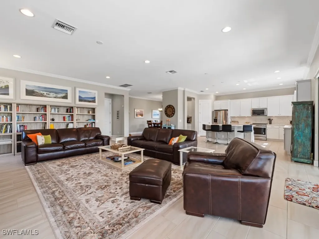 4744 Formosa Drive Naples FL 34119