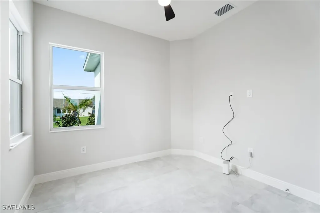 428 SW 53rd Terrace Cape Coral FL 33914