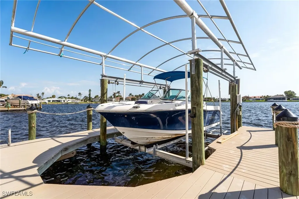 428 SW 53rd Terrace Cape Coral FL 33914