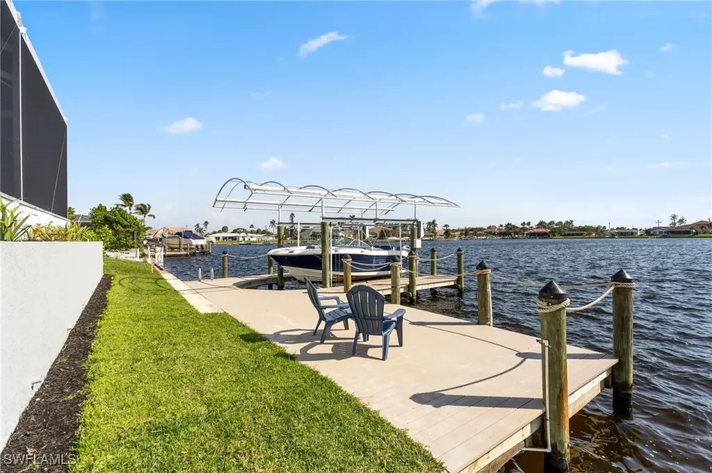 428 SW 53rd Terrace Cape Coral FL 33914