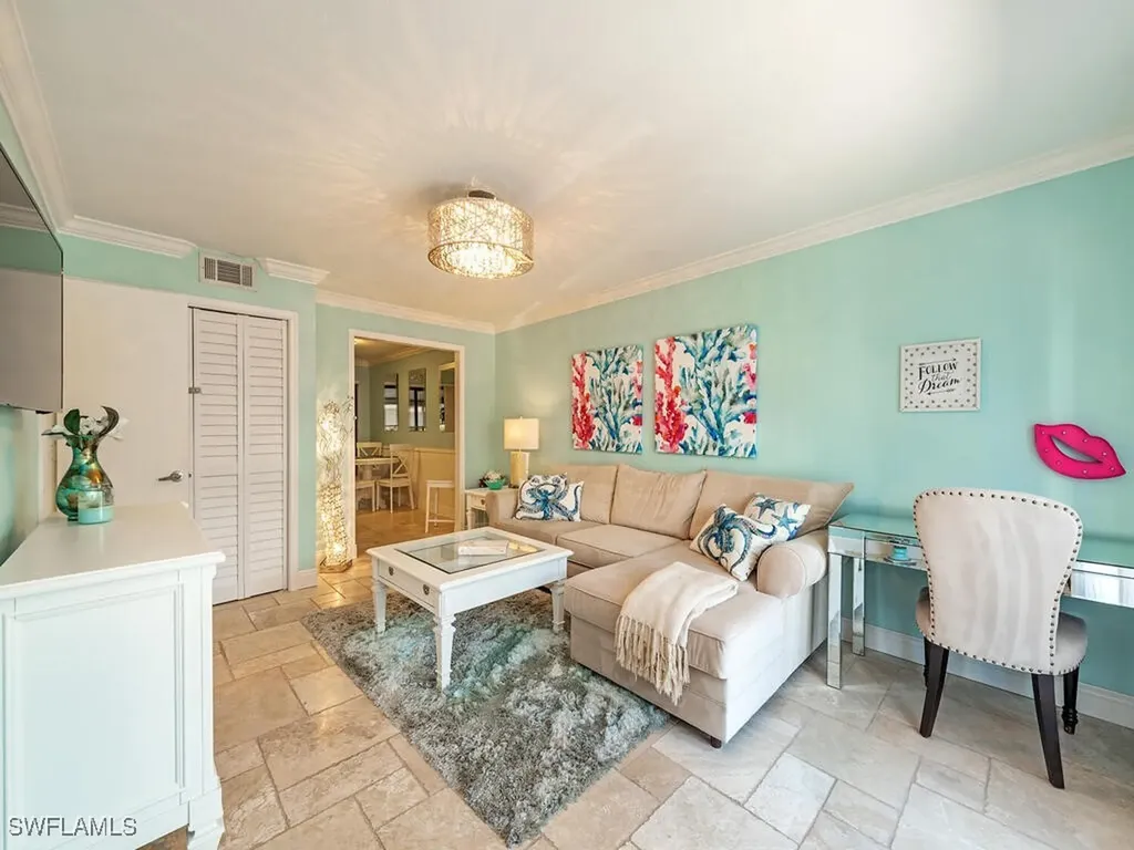 Marco Island FL, 15 Marco Villas Drive, Unit O3
