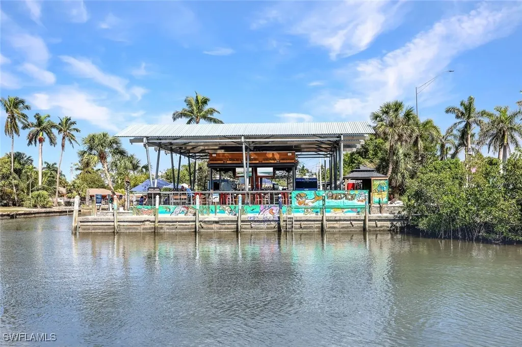 3032 Coco Avenue Naples FL 34112