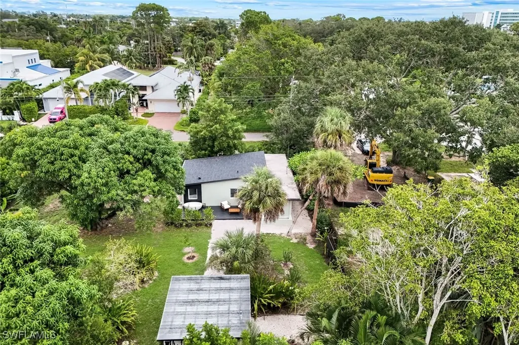 3032 Coco Avenue Naples FL 34112