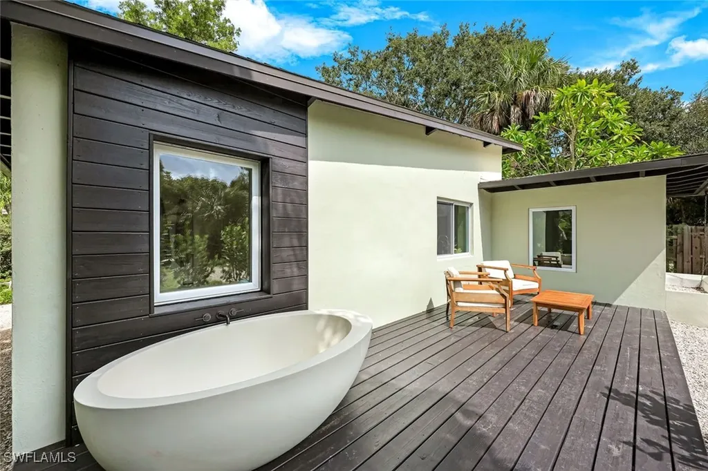 3032 Coco Avenue Naples FL 34112