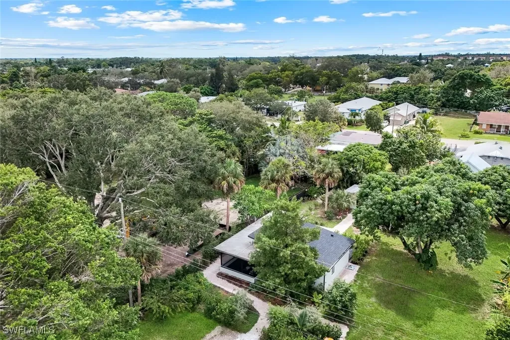 3032 Coco Avenue Naples FL 34112