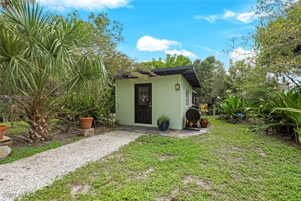 3032 Coco Avenue Naples FL 34112