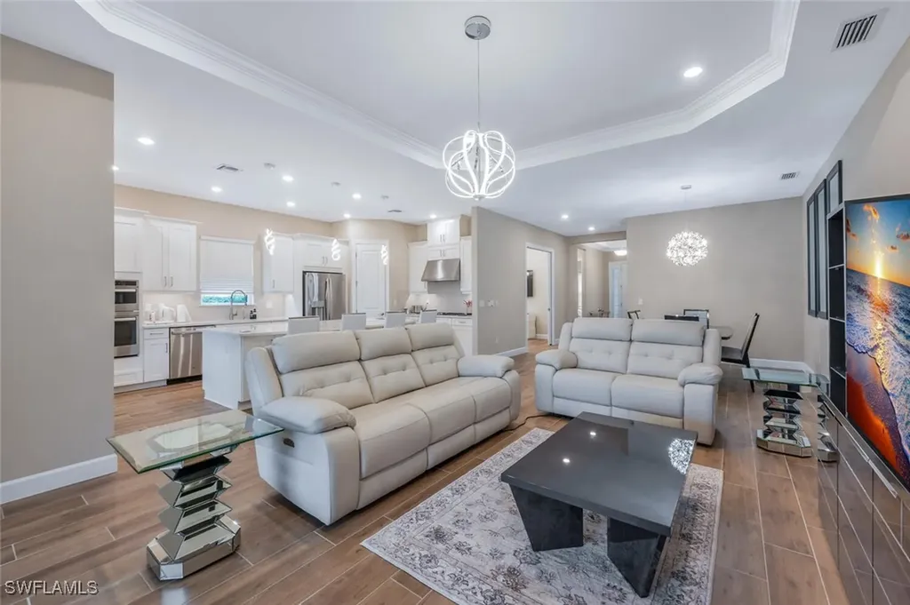 8448 Rosa Court Naples FL 34114