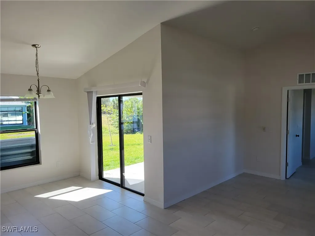 2828 SW 2nd Lane Cape Coral FL 33991