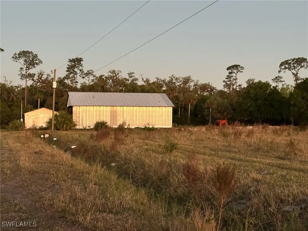 Secretariat Drive Labelle FL 33935