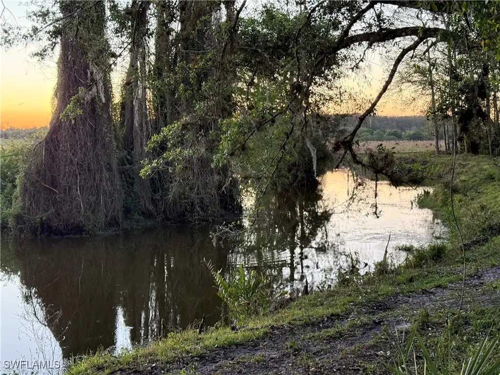 Secretariat Drive Labelle FL 33935