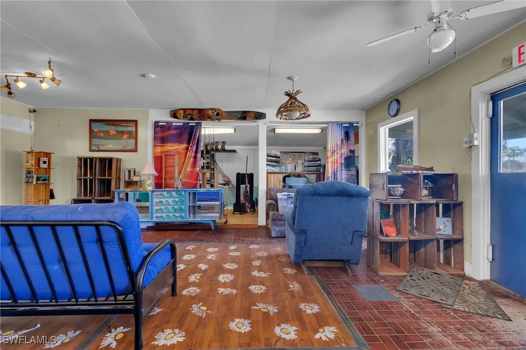 238 Mamie Street Chokoloskee FL 34138