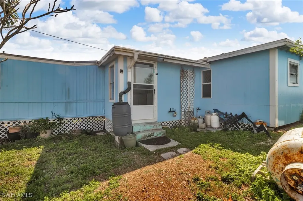 238 Mamie Street Chokoloskee FL 34138