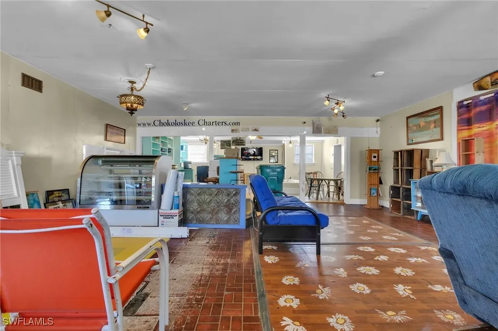 238 Mamie Street Chokoloskee FL 34138