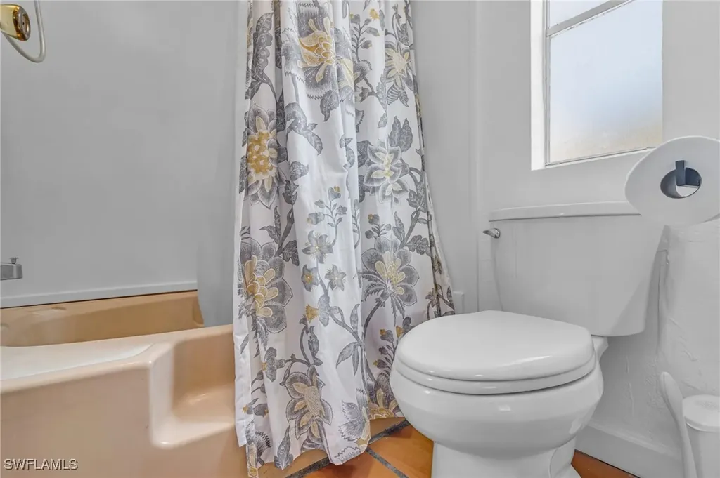 228 Mamie Street Chokoloskee FL 34138