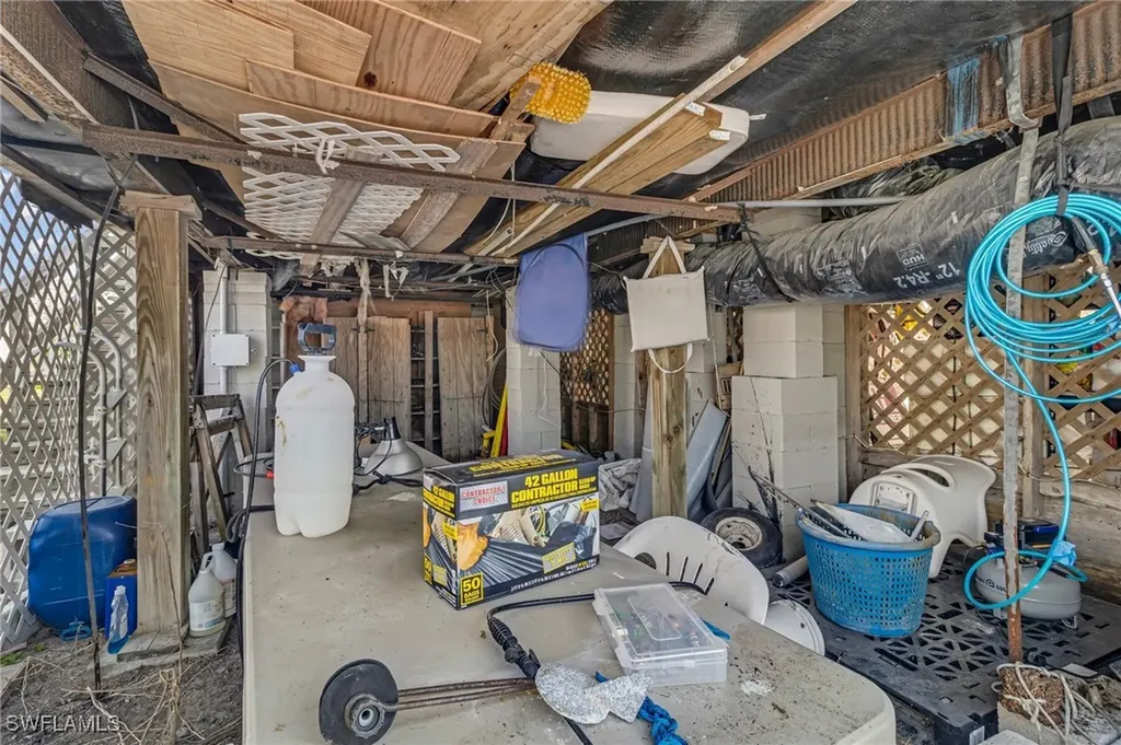 228 Mamie Street Chokoloskee FL 34138