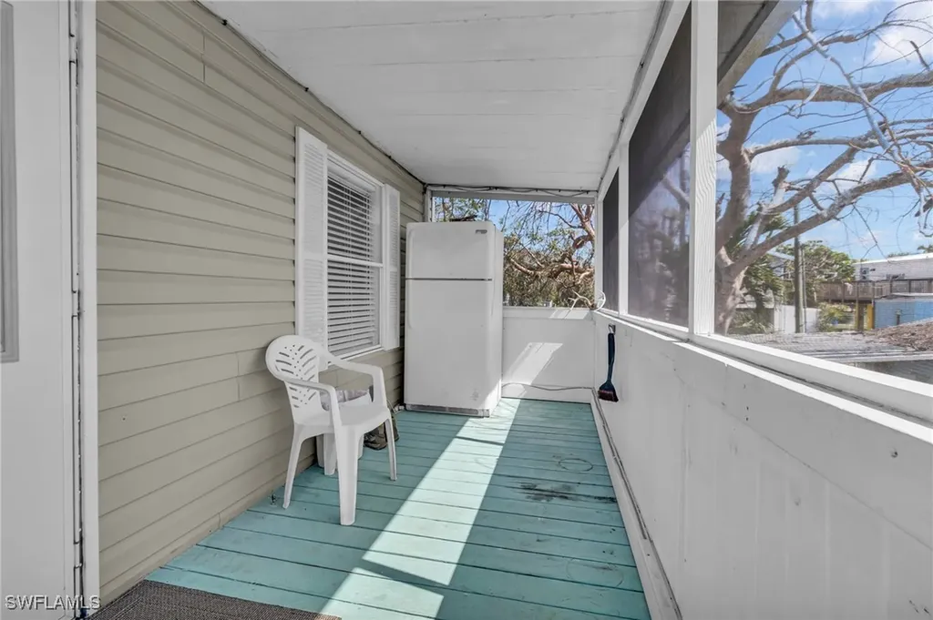 228 Mamie Street Chokoloskee FL 34138